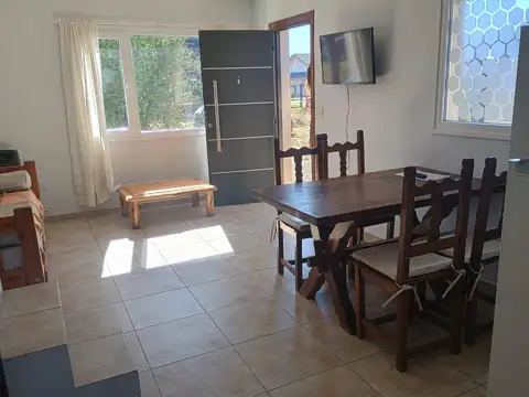 Depto Tipo Casa 2 ambientes con 1 baño