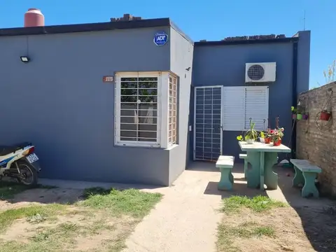 VENTA/VIVIENDA 2 DORM./PATIO