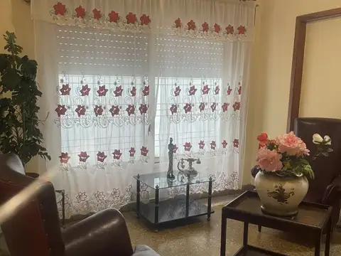 Depto Tipo Casa en Venta 57 años