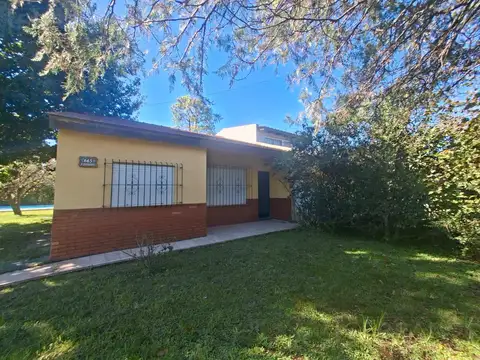 Alquiler Anual, Casa  3 dormitorios, pileta, Sakura, Exaltación de la Cruz