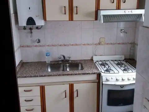 Departamento 3 ambientes con 1 baño