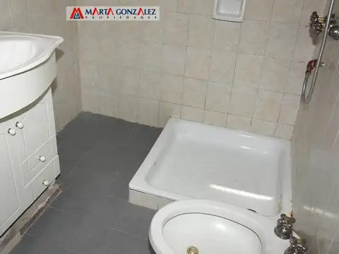 Depto Tipo Casa 3 ambientes con 1 baño