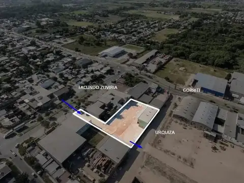 Gran terreno con Oficina y  Galpón con salida a dos calles, ideal para correalón
