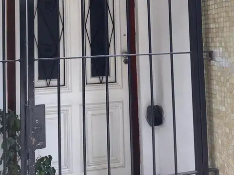 Depto Tipo Casa en Venta de 4 dormitorios