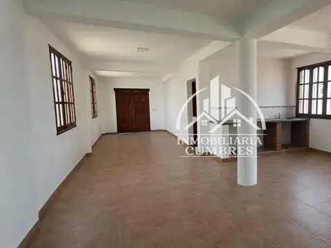 Casa 2 ambientes con 1 baño