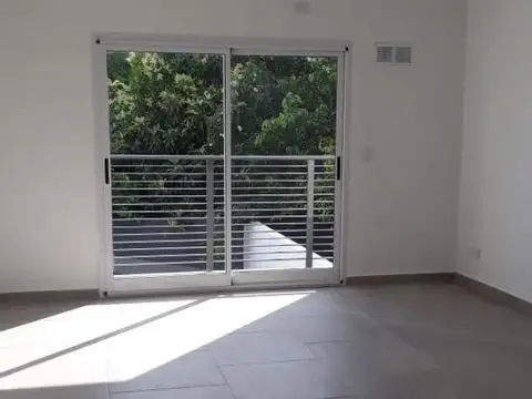 DEPARTAMENTOS 2 1/2 AMBIENTES AMPLIOS EN VILLA LUZURIAGA