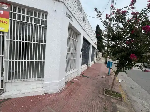 VENTA COMPLEJO LOCALES ALTO ALBERDI CASA 1 DORM