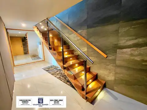 Departamento en Venta con 2 cocheras