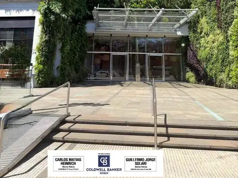 Avenida del Libertador  al 2400