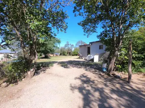 VENTA CASA AGUA DE ORO 3 DORM LOTE 6500 M2