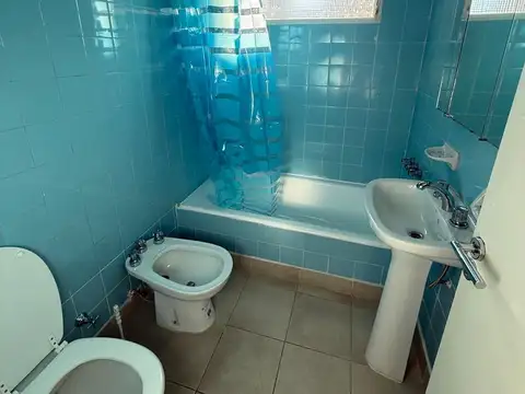 DEPARTAMENTO  EN ALQUILER DE 2 AMBIENTES Y MEDIO AMPLIOS  -  PALERMO