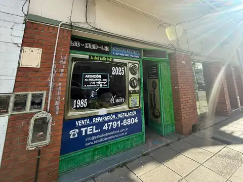 Local comercial a metros de Av. Maipu.