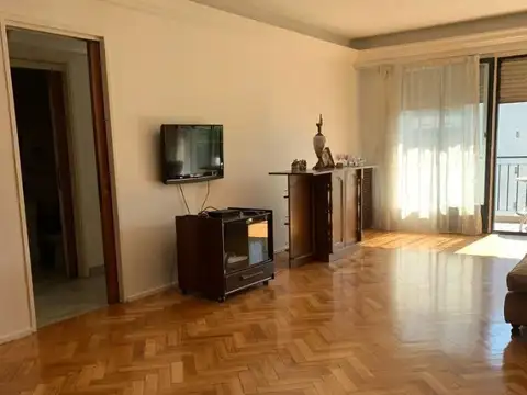 Departamento en Venta en Flores, USD 230.000