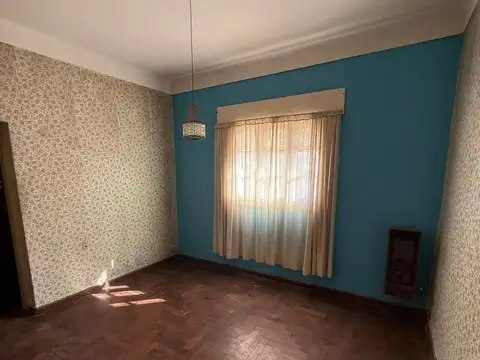 HERMOSA CASA  CENTRICA EN CORONEL DORREGO