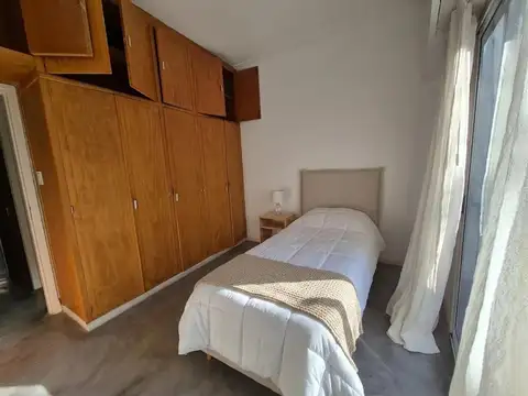 Depto Tipo Casa 4 ambientes con 2 baños