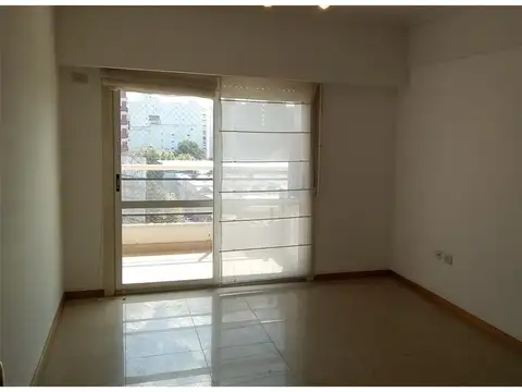 Las Heras 100, Piso 7