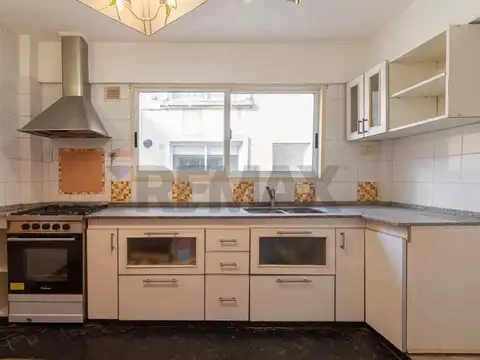Depto Tipo Casa 4 ambientes con 3 baños