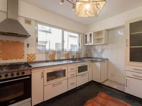 Depto Tipo Casa en Venta con 1 cocheras