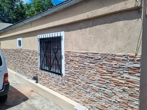 Casa en Venta en Berazategui, USD 82.000