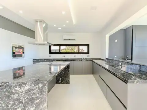Casa en Venta de 4 dormitorios