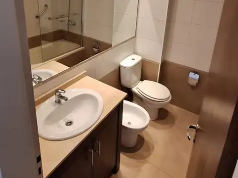 Departamento en Alquiler con 1 cocheras