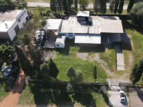 Parque Industrial, Av. Durañona