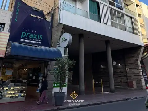 MONOAMBIENTE EN VENTA CENTRO - FRENTE CON BALCON