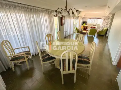 Departamento 4 ambientes con 4 baños