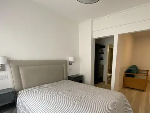 1 AMBIENTE RECICLADO PARA 4 PERSONAS