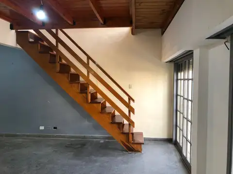 Dr Carrillo 3200, Piso 1