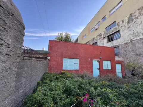 Terreno en Venta 8  mts Fondo