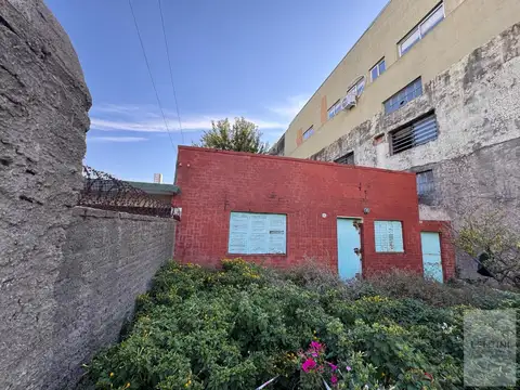 Terreno en Venta 8  mts Fondo