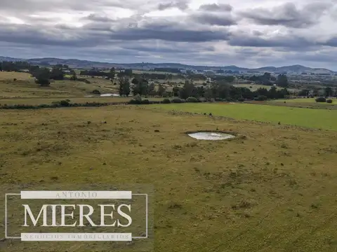 Chacras en Pueblo Edén de 3,5 y 4 ha.