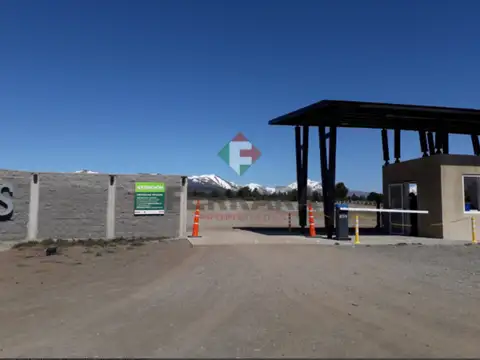 Gran lote de 1200 m2 en Solares del Este! muy luminoso! OPORTUNIDAD!