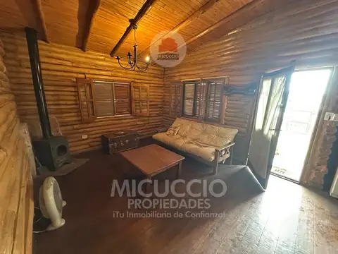 Casa 3 ambientes con 1 baño