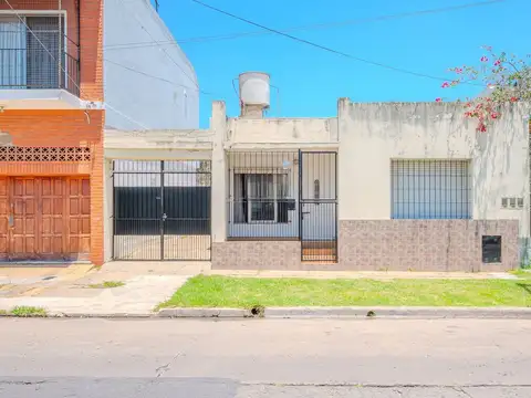 Casa en Venta en Jose Leon Suarez, USD 90.000