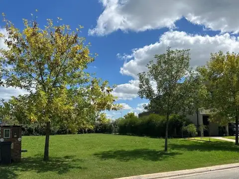 LOTE EN VENTA FINANCIADO - ARAUCARIAS PUERTOS DEL LAGO