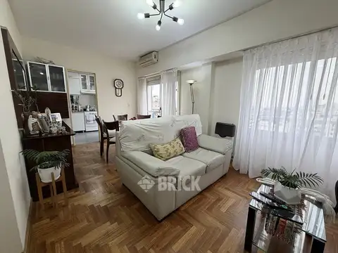 SEMIPISO EN DEAN FUNES Y AV. SAN JUAN - 18 AÑOS BALCON VISTA PANORAMICA TODO SOL TODO EXTERNO