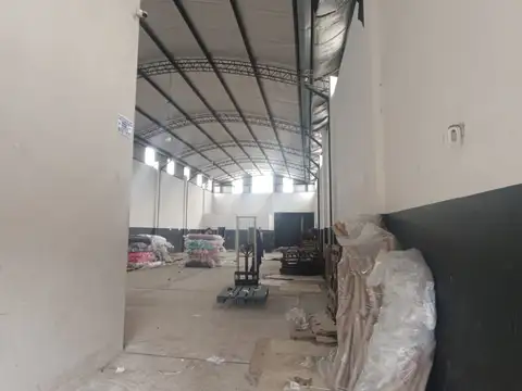 Galpon en Alquiler en Ituzaingo Norte, $ 3.400.000