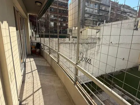 Departamento 3 ambientes con 2 baños
