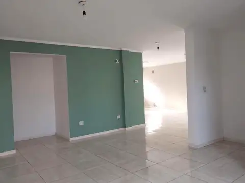Casa en Alquiler en Cipolletti, $ 3.300.000