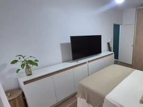 Av Del Rosario al 300 (Casa de pasillo 2 dormitorios C/Patio Terraza y Quincho)
