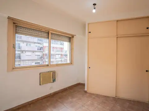 Departamento en Venta Dos Ambientes con Balcon - Parque Chacabuco-Caballito