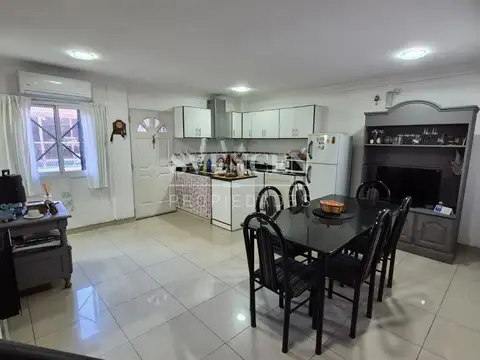 CALLE 873 5200