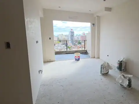 Venta de Departamento DOS AMBIENTES en Caseros, Tres de Febrero