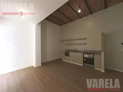 Departamento Apto Credito 3amb-Planta baja c/baño,toilete y2 patios.Bajas Expensas.u$s133.000