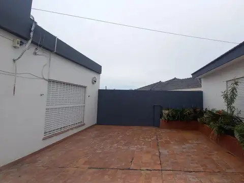 Casa en alquiler en Marcos Paz