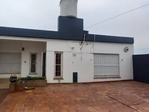 Casa en alquiler en Marcos Paz