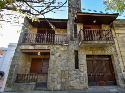 Casa en Venta en La Plata, USD 155.000