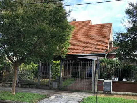 Casa 4 ambientes en venta - Ituzaingó Sur